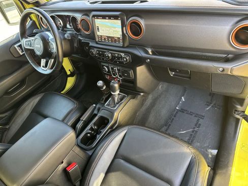 Used 2023 Jeep Gladiator Mojave w/ Cold Weather Group image 38