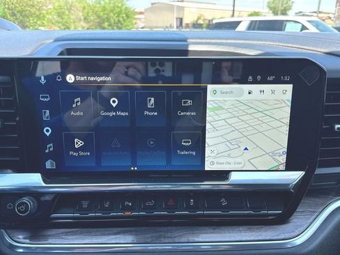 Used 2025 Chevrolet Silverado 2500 LTZ w/ LTZ Plus Package AWD/4WD image 13