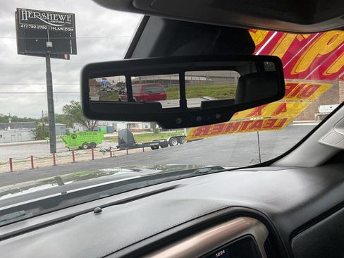 Used 2016 GMC Sierra 2500 Denali w/ Duramax Plus Package AWD/4WD image 25