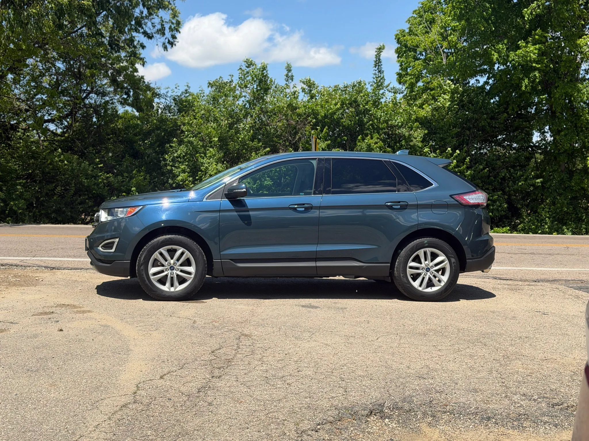 Used 2016 Ford Edge SEL w/ Equipment Group 201A AWD/4WD image 5