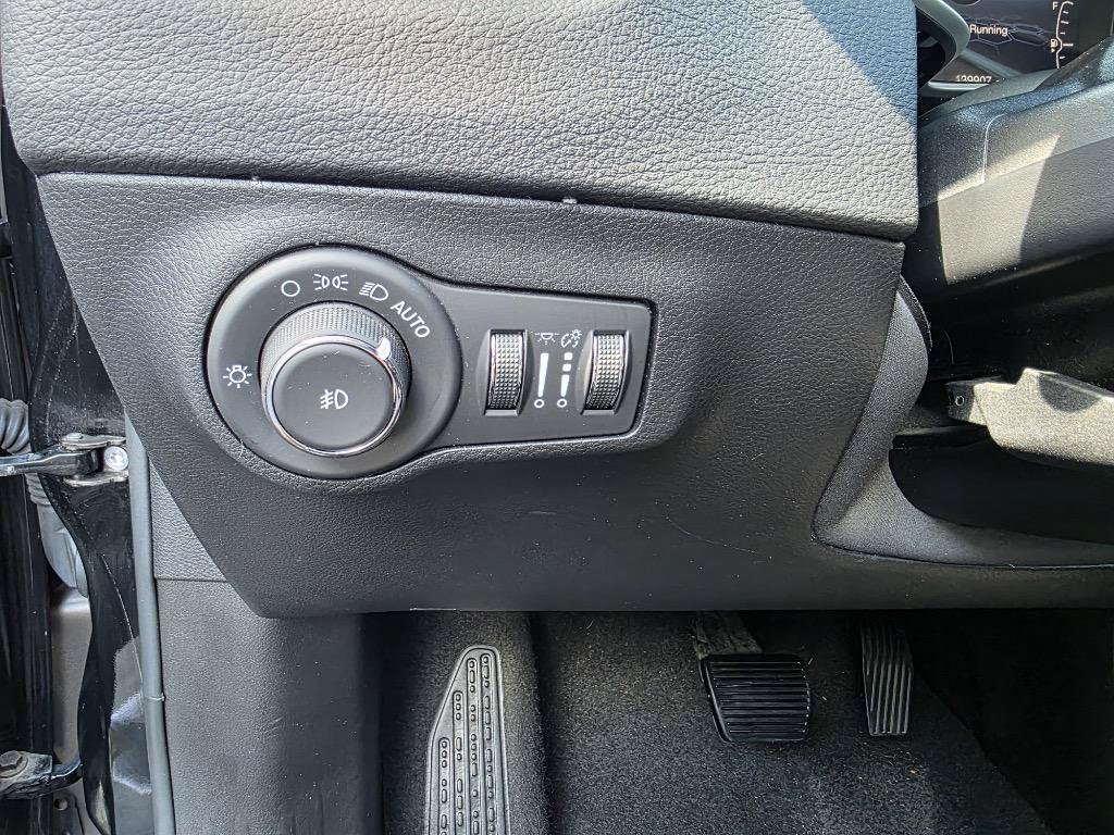 Used 2021 Jeep Compass Limited w/ Elite Interior Group AWD/4WD image 13