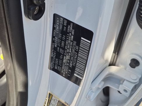Used 2025 Hyundai Venue SEL FWD image 36