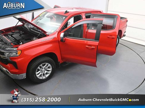 Used 2023 Chevrolet Silverado 1500 LT AWD/4WD image 37