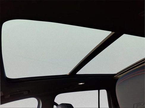 New 2026 Chevrolet Traverse RS w/ LPO, Floor Liner Package image 18