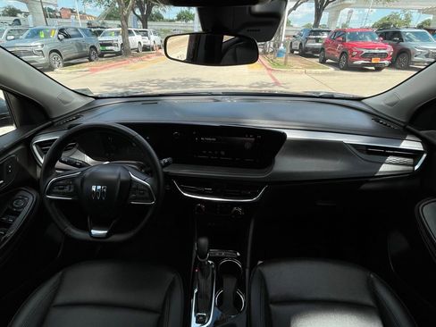 Used 2024 Buick Encore GX Sport Touring FWD image 12
