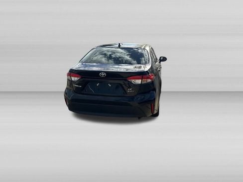 Used 2026 Toyota Corolla LE FWD image 7