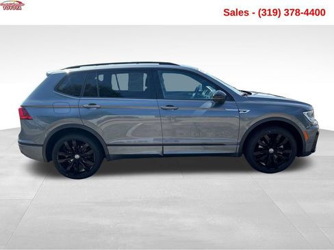 Used 2021 Volkswagen Tiguan SE R-Line AWD/4WD image 6