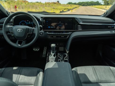 Used 2026 Toyota Camry XSE w/ Premium Package FWD image 20