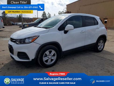 Used 2021 Chevrolet Trax LS w/ Tint and Cruise Package image 1