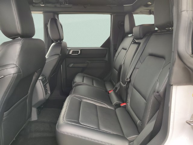 Used 2026 Ford Bronco Outer Banks AWD/4WD image 29