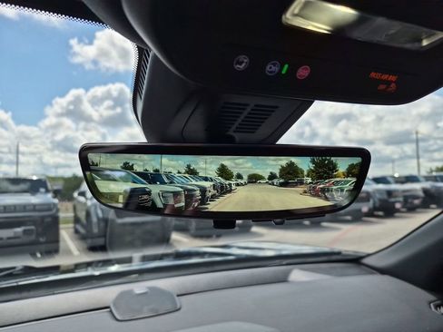 New 2026 GMC Terrain AT4 w/ Convenience Package III AWD/4WD image 30