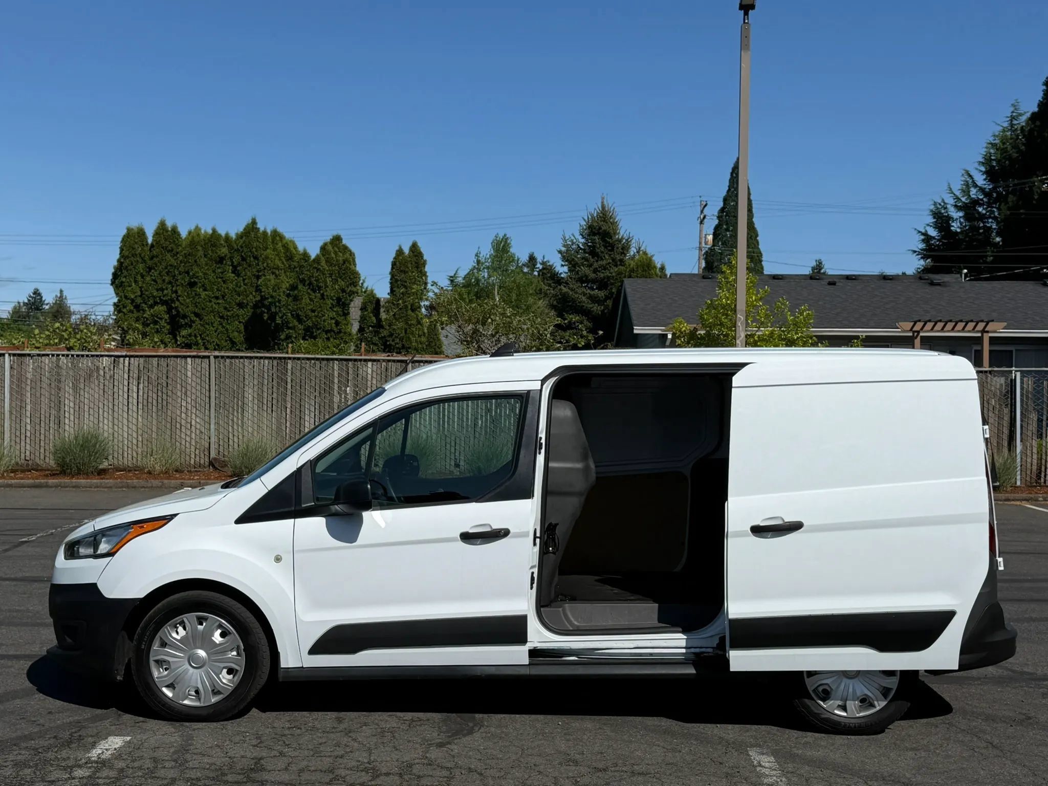 Used 2020 Ford Transit Connect XL FWD image 25