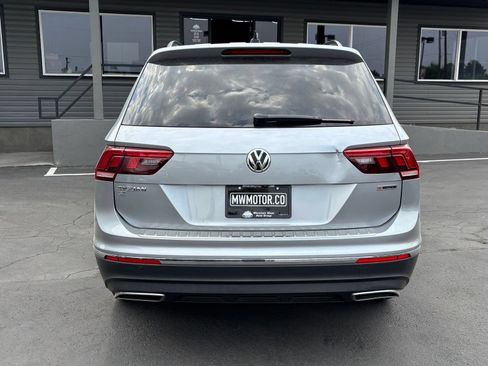 Used 2021 Volkswagen Tiguan SE AWD/4WD image 4