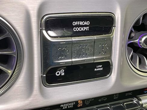 Used 2025 Mercedes-Benz G 63 AMG G 63 AMG image 32