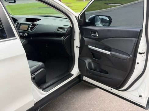Used 2016 Honda CR-V Touring image 31