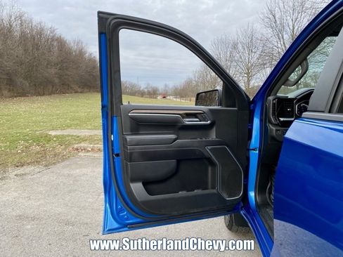 Used 2023 Chevrolet Silverado 1500 RST image 16