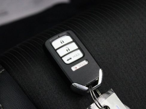 Used 2018 Honda Accord Sport image 27