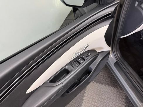 Used 2024 Hyundai Tucson SEL FWD image 20