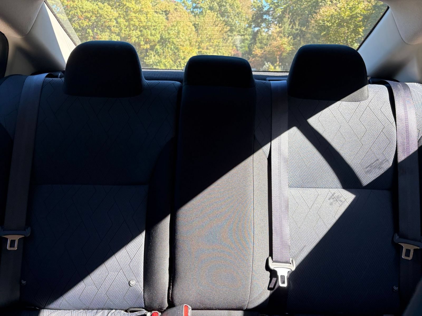 Used 2025 Nissan Versa SV FWD image 35