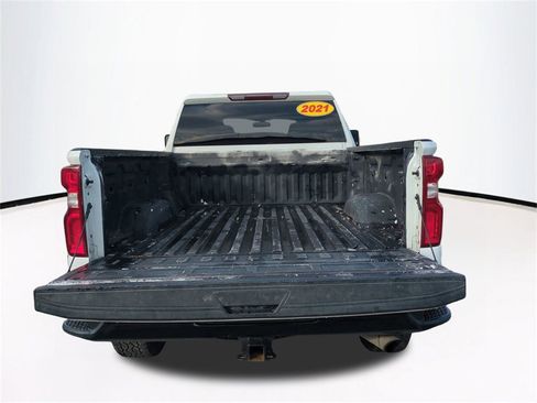 Used 2021 Chevrolet Silverado 2500 Custom w/ Custom Value Package image 14