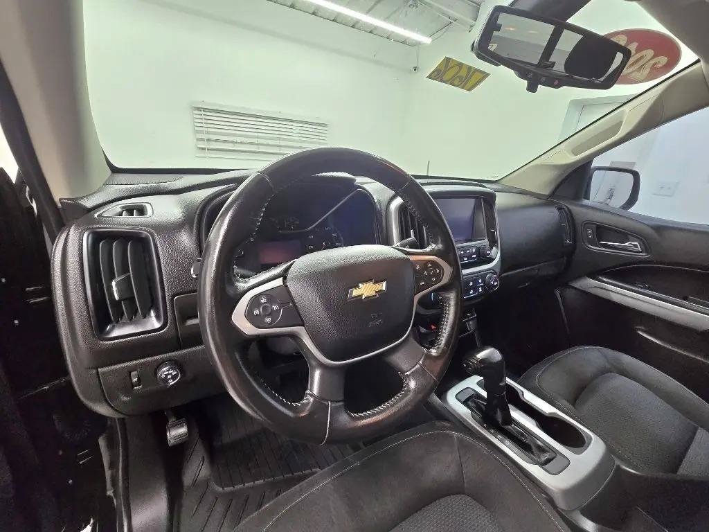 Used 2018 Chevrolet Colorado LT w/ LT Convenience Package RWD image 20