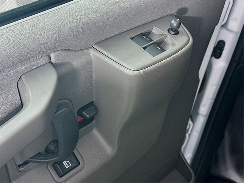 Used 2024 Chevrolet Express 2500 w/ Driver Convenience Package image 20