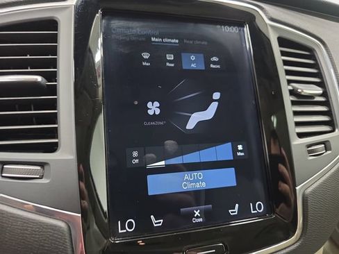 Used 2019 Volvo XC90 T5 Momentum w/ Multimedia Package AWD/4WD image 22