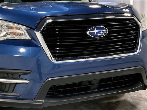 Used 2019 Subaru Ascent Touring image 38