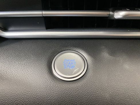 New 2025 Hyundai Elantra Hybrid FWD image 28