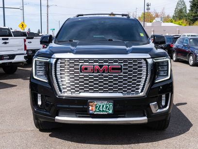 Used 2021 GMC Yukon Denali w/ Denali Premium Package