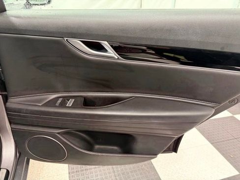 Used 2023 Genesis G80 2.5T image 23