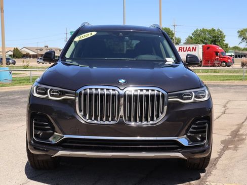 Used 2021 BMW X7 xDrive40i w/ Premium Package AWD/4WD image 3