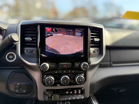 New 2025 RAM 2500 Big Horn AWD/4WD image 34