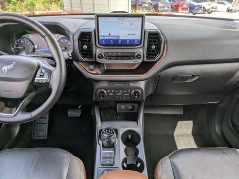 Used 2022 Ford Bronco Sport Outer Banks w/ Tech Package AWD/4WD image 17