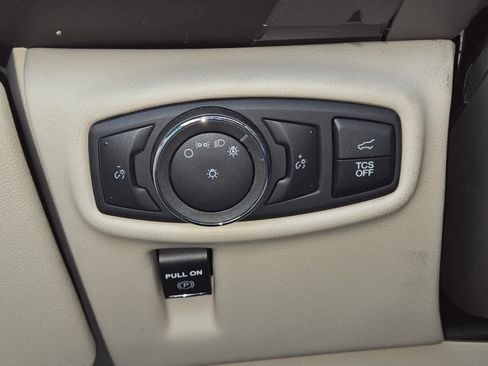 Used 2020 Lincoln Nautilus Premier w/ Equipment Group 101A image 16