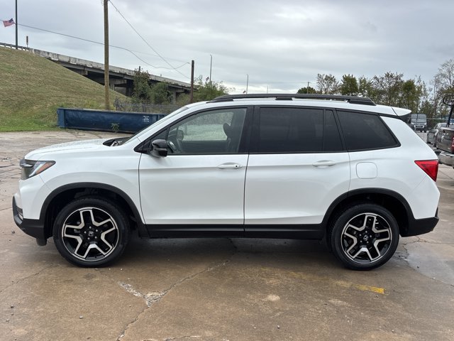 Used 2023 Honda Passport Elite image 11