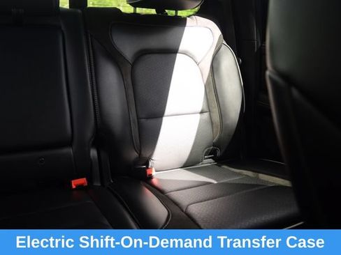 Used 2023 RAM 1500 Laramie AWD/4WD image 16