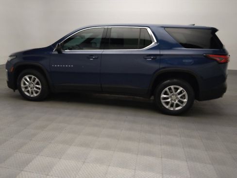 Used 2022 Chevrolet Traverse LS FWD image 3