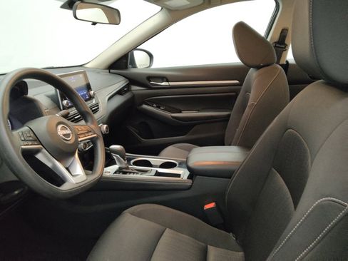 Used 2023 Nissan Altima 2.5 SV FWD image 17