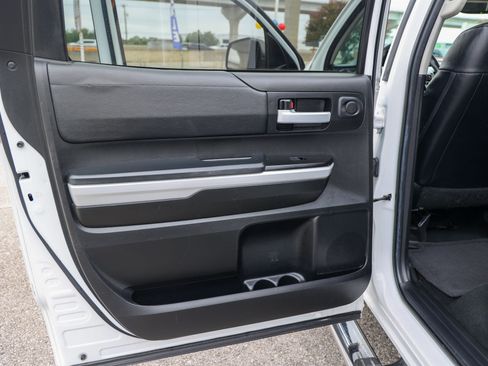 Used 2021 Toyota Tundra SR5 w/ SR5 Leather Package RWD image 37