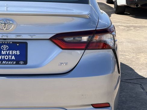 Used 2024 Toyota Camry SE FWD image 9