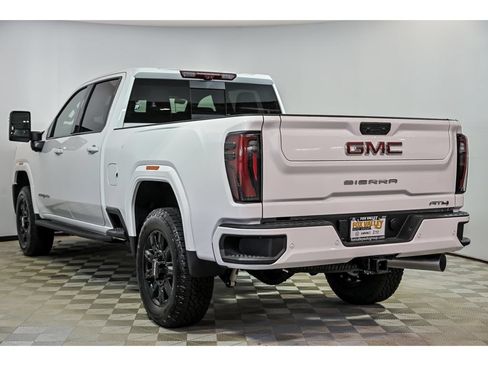 New 2026 GMC Sierra 2500 AT4 w/ AT4 Premium Plus Package AWD/4WD image 4