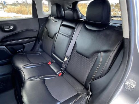 Used 2018 Jeep Compass Latitude w/ Cold Weather Group image 20