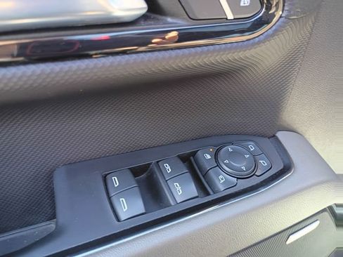 Used 2022 Chevrolet Silverado 1500 ZR2 AWD/4WD image 36