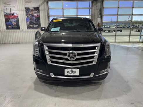 Used 2015 Cadillac Escalade ESV Premium AWD/4WD image 3
