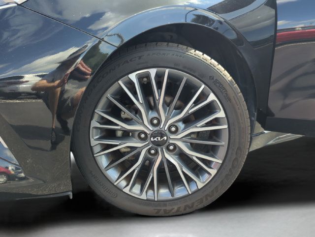 Used 2022 Kia Forte GT-Line w/ GT-Line Technology Package FWD image 47