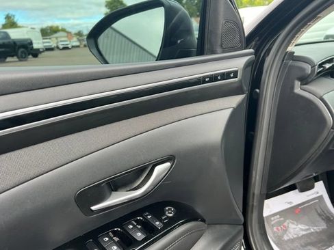 Used 2022 Hyundai Tucson Limited AWD/4WD image 10