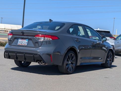 Used 2026 Toyota Corolla SE FWD image 13