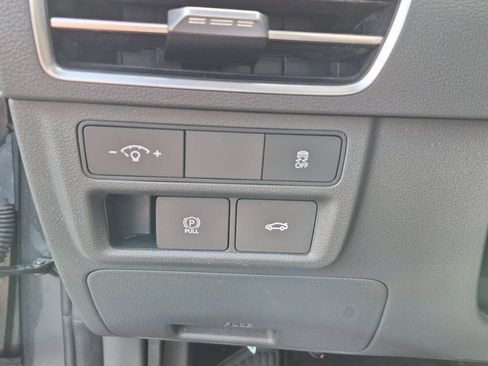 Used 2025 Hyundai Sonata SEL FWD image 17
