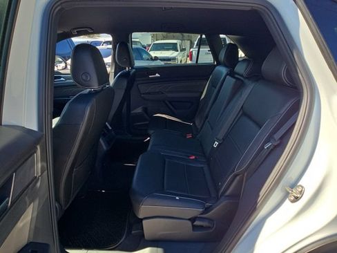 Used 2023 Volkswagen Atlas Cross Sport SE w/ Black Wheel Package FWD image 11